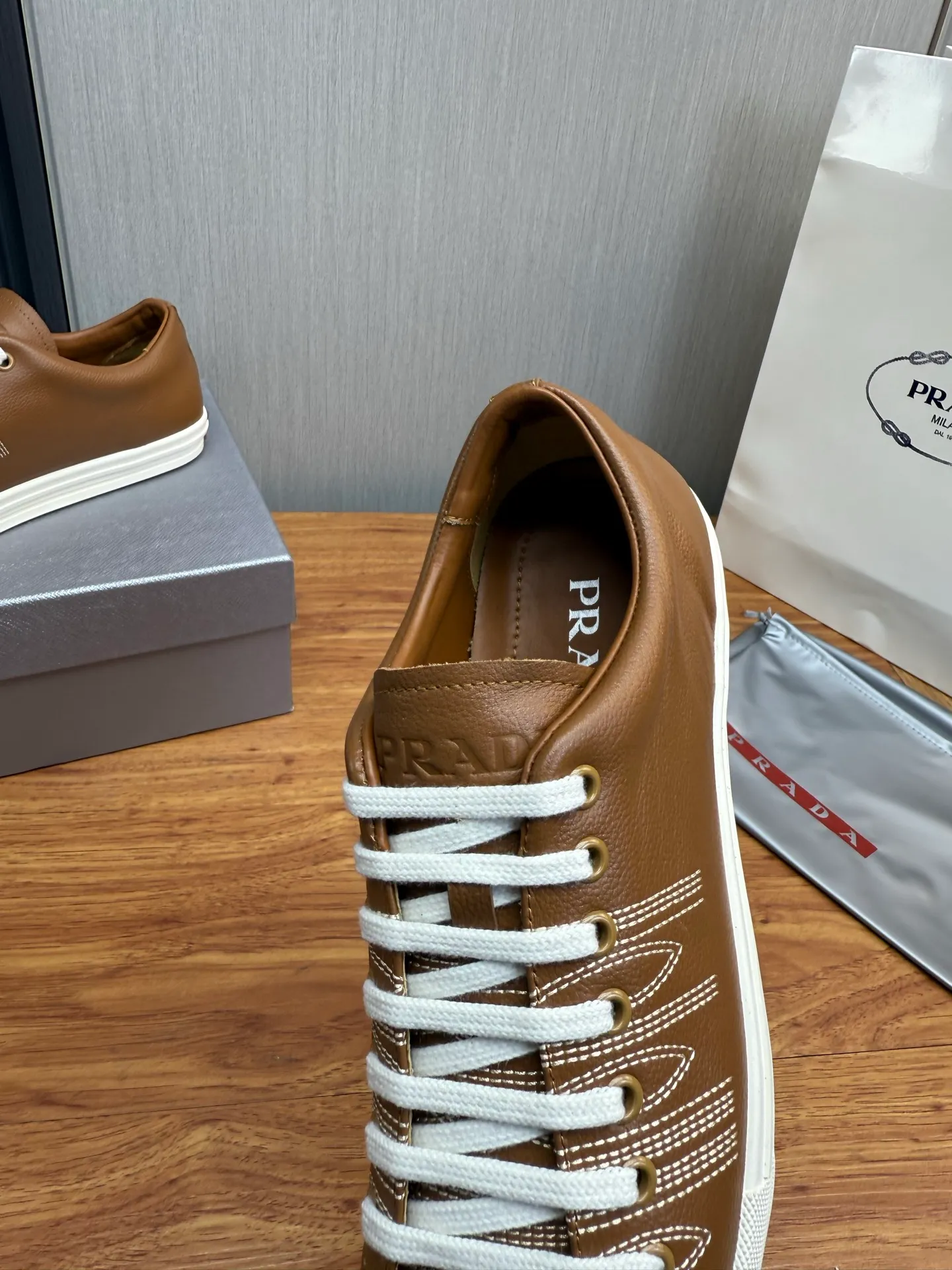 Men's shoes 560💰 [PRADA] Popular items in men's shoe counters, synchronized with the official website, 1 high-quality shipment ✔️Original cowhide + cowhide lining, 1🆚1 replica, original sole, 38-45 (45 customized, non-refundable)